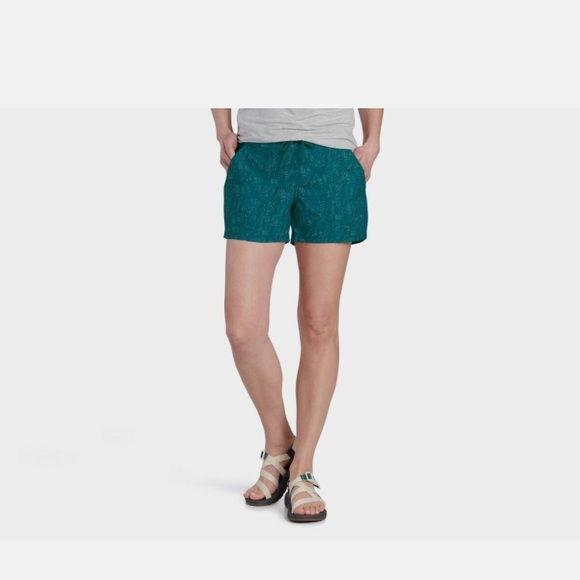 NWOT KUHL VANTAGE™ SHORT 4" women’s size small - Picture 1 of 5
